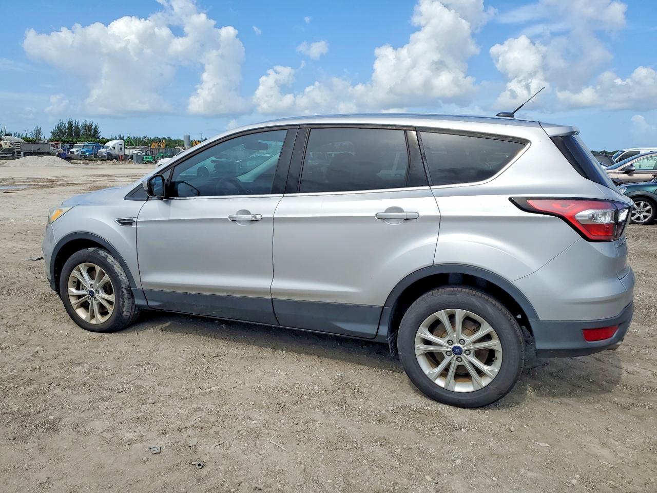 2017 FORD ESCAPE
