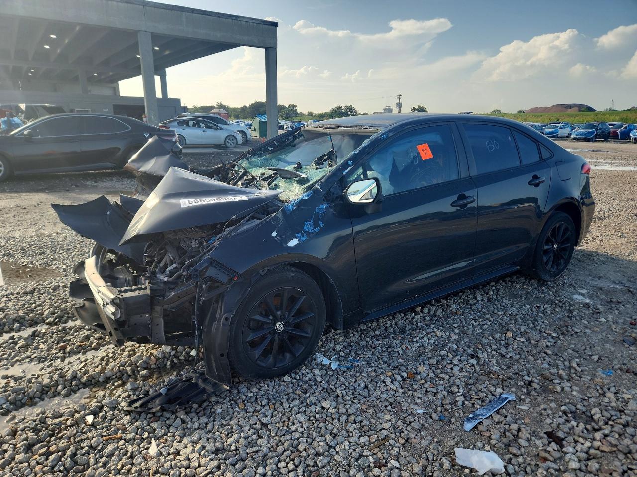 2022 TOYOTA COROLLA