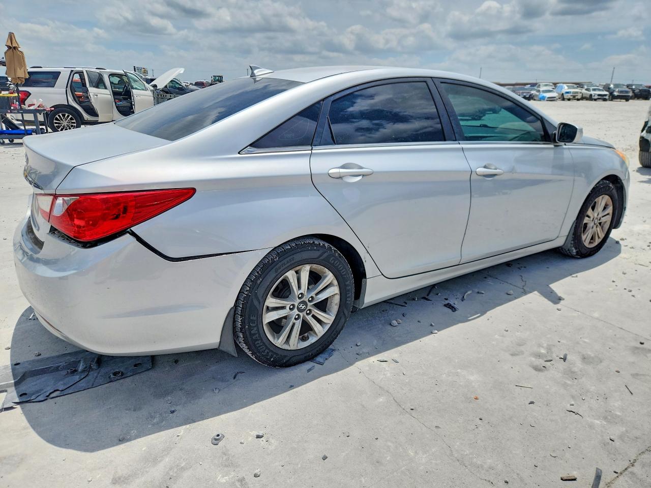2012 HYUNDAI SONATA