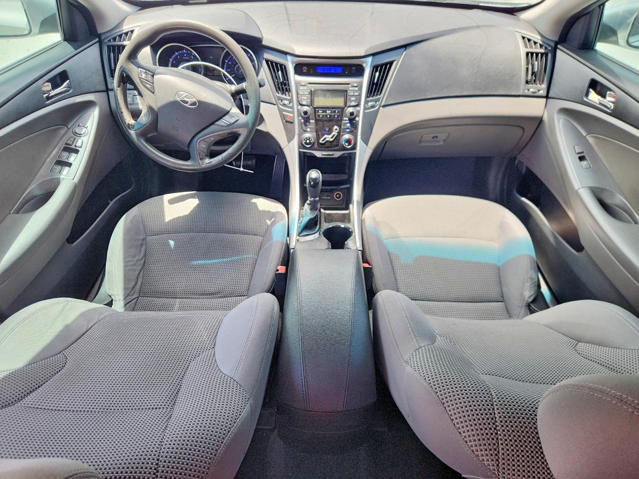 2012 HYUNDAI SONATA