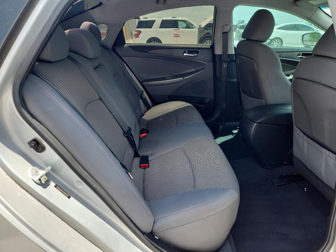 2012 HYUNDAI SONATA