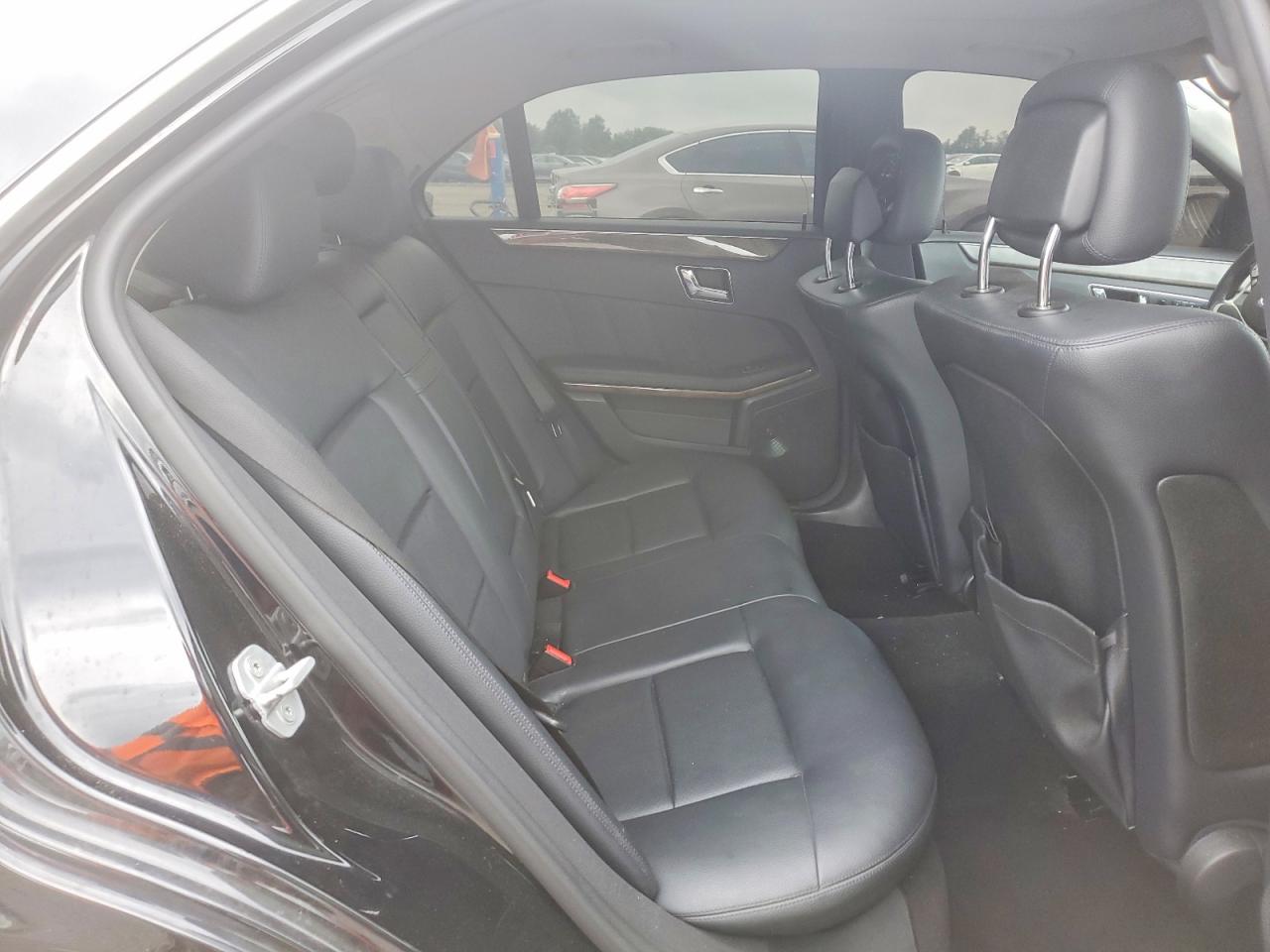 2010 MERCEDES-BENZ E-CLASS