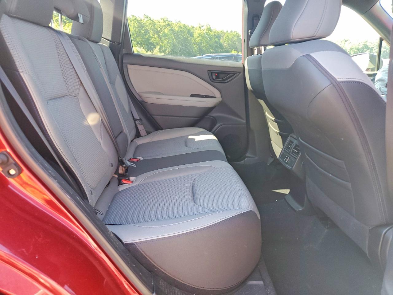 2025 SUBARU FORESTER