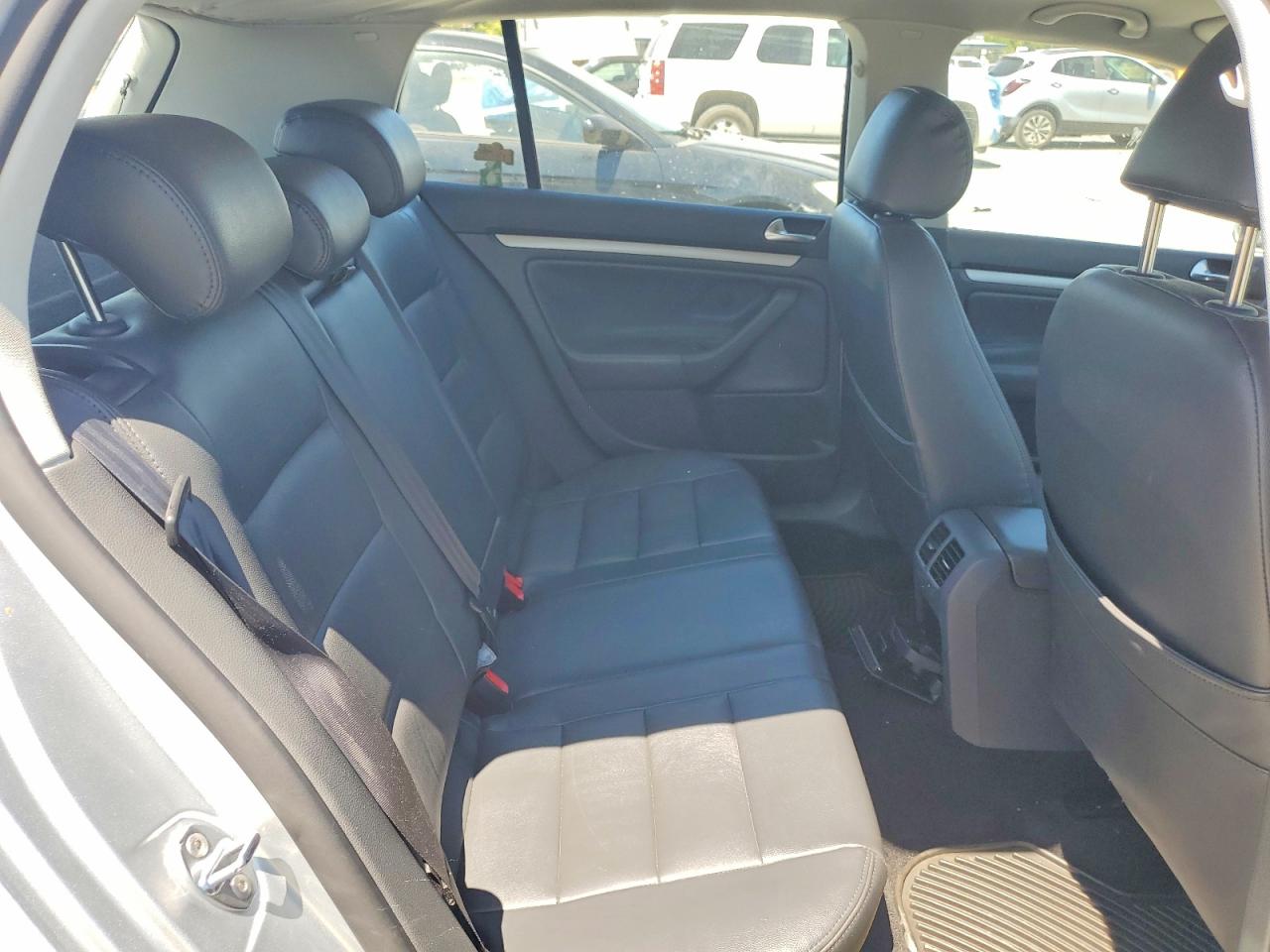 2009 VOLKSWAGEN RABBIT