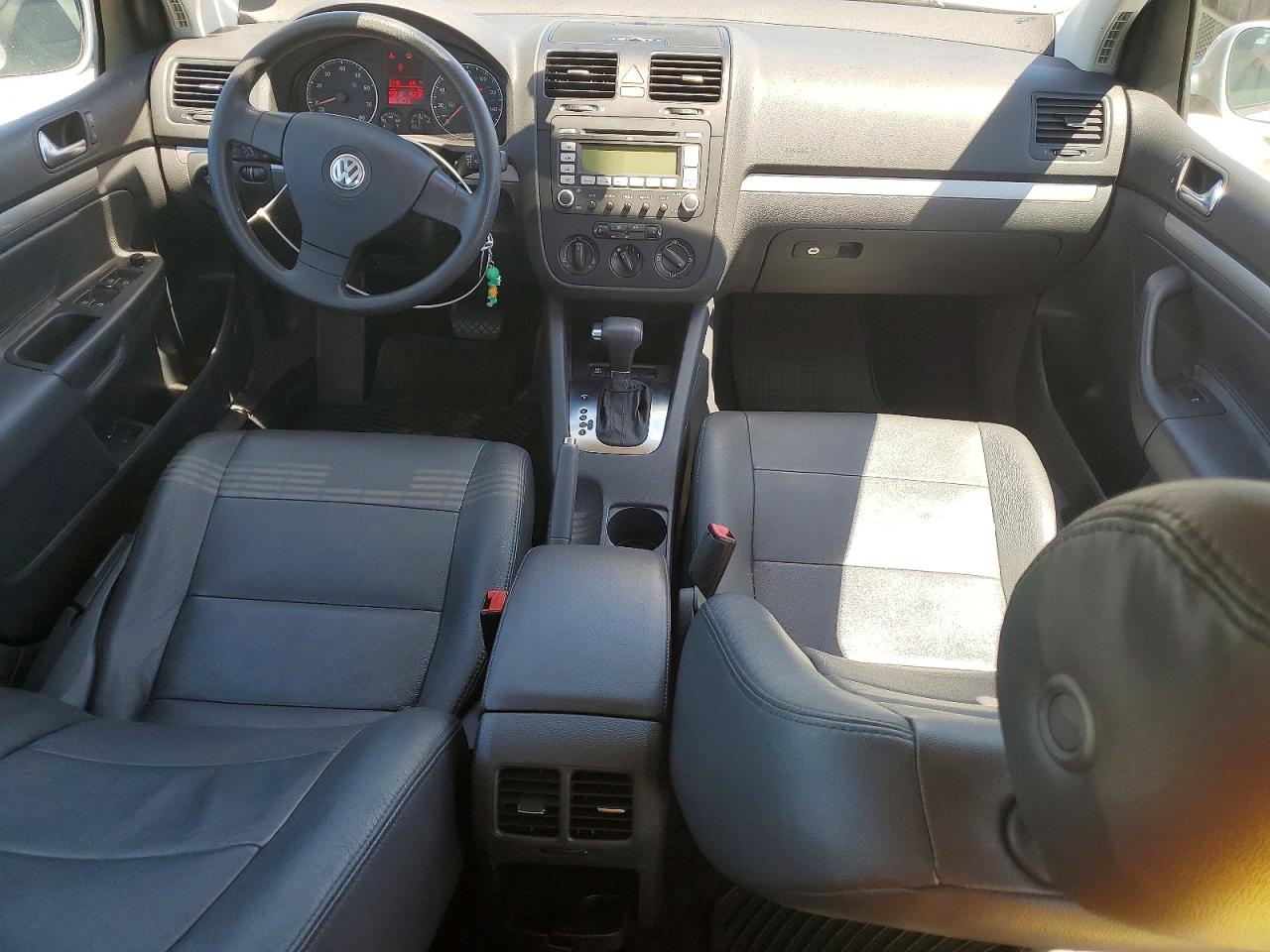 2009 VOLKSWAGEN RABBIT