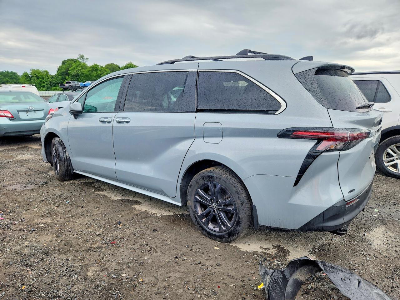 2024 TOYOTA SIENNA