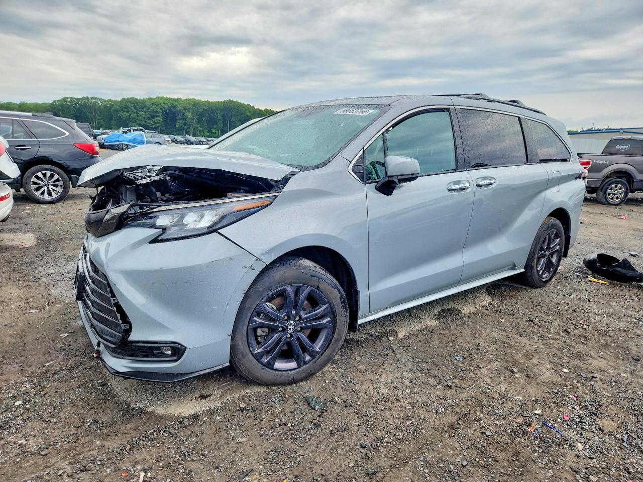 2024 TOYOTA SIENNA