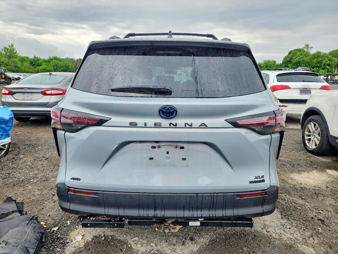 2024 TOYOTA SIENNA