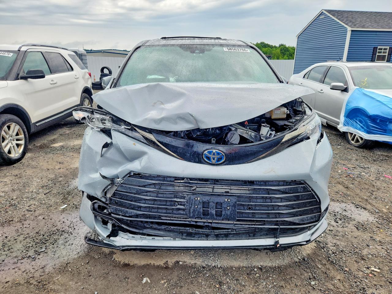 2024 TOYOTA SIENNA