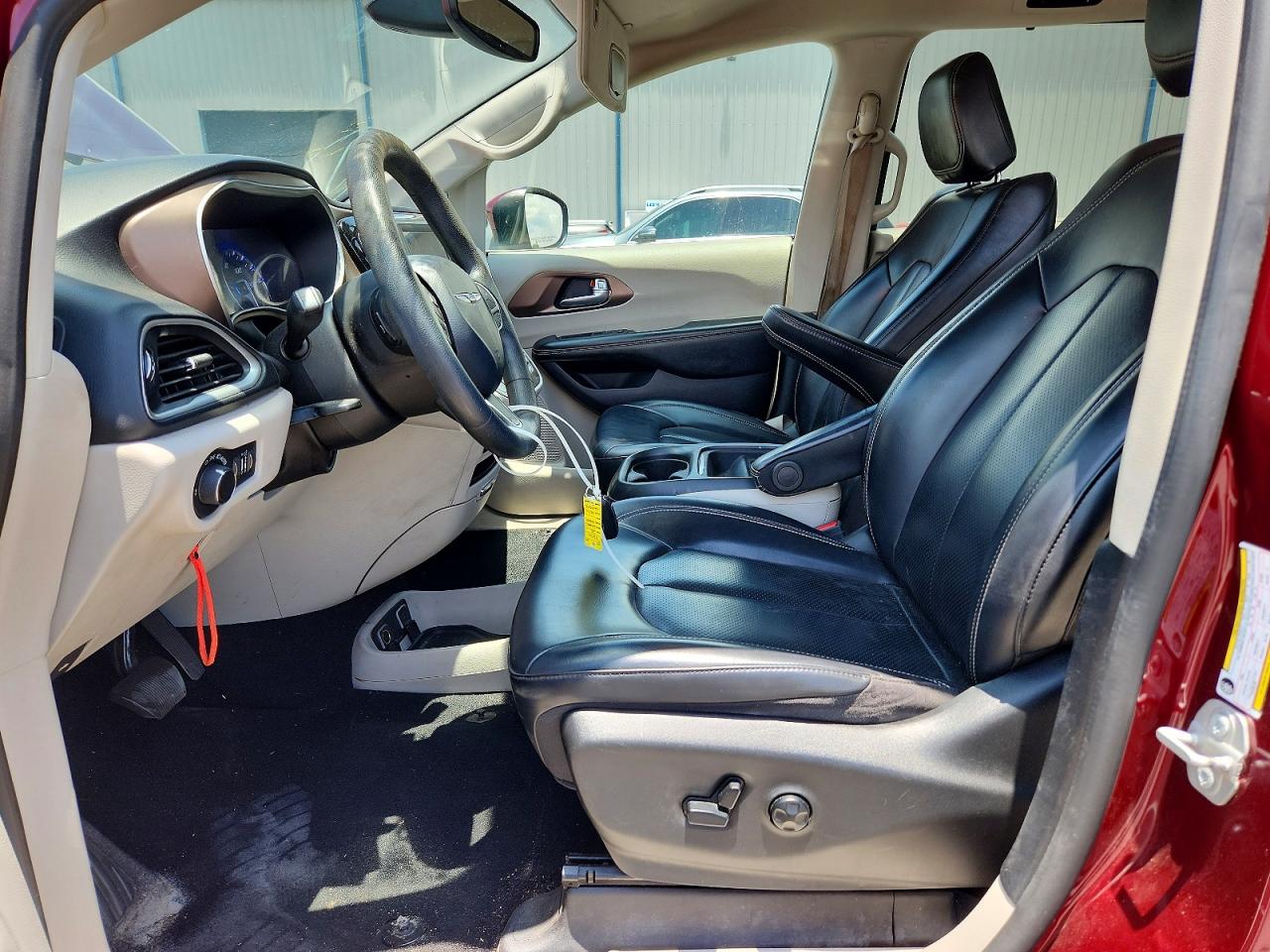 2020 CHRYSLER MINIVAN