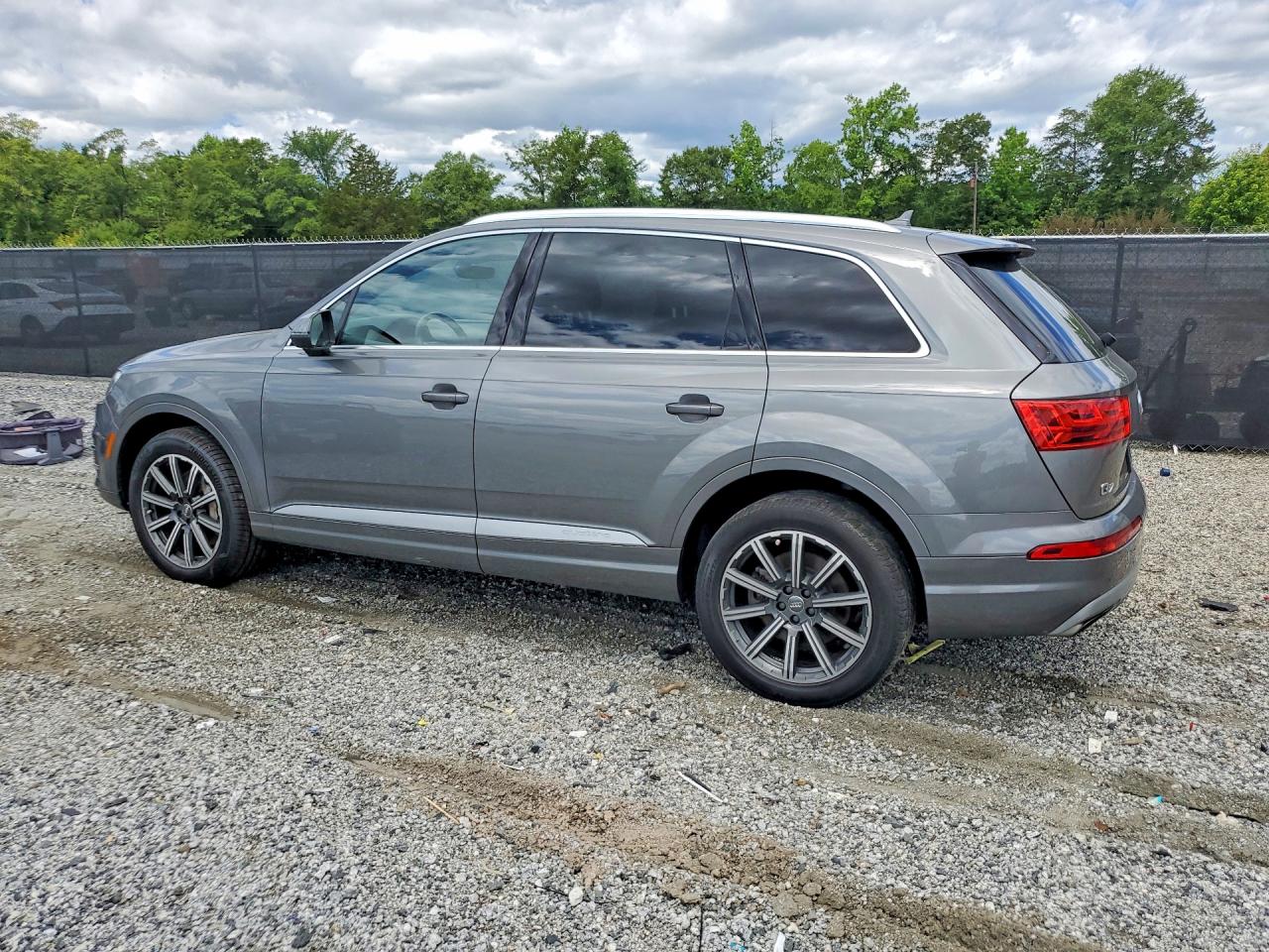 2017 AUDI Q7