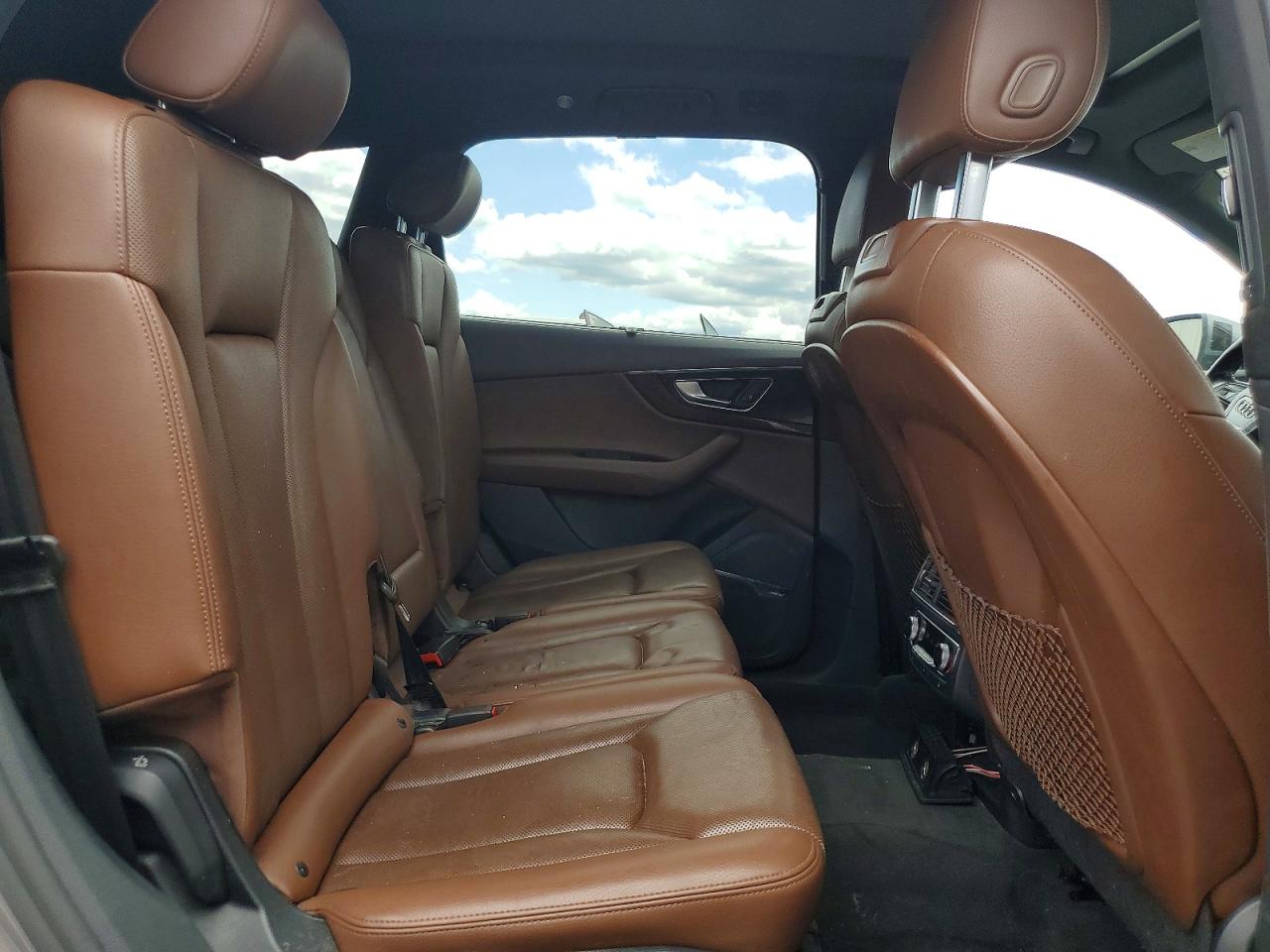 2017 AUDI Q7