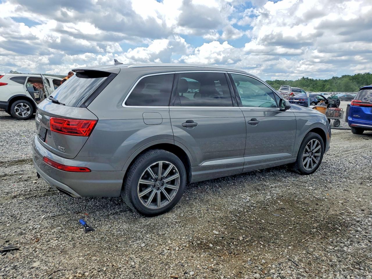 2017 AUDI Q7