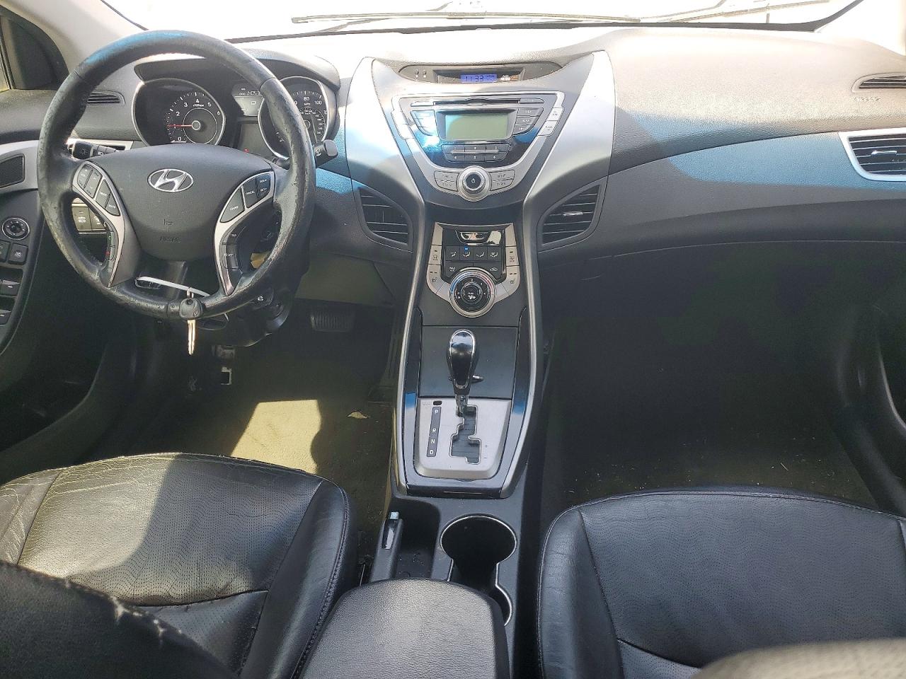 2013 HYUNDAI ELANTRA