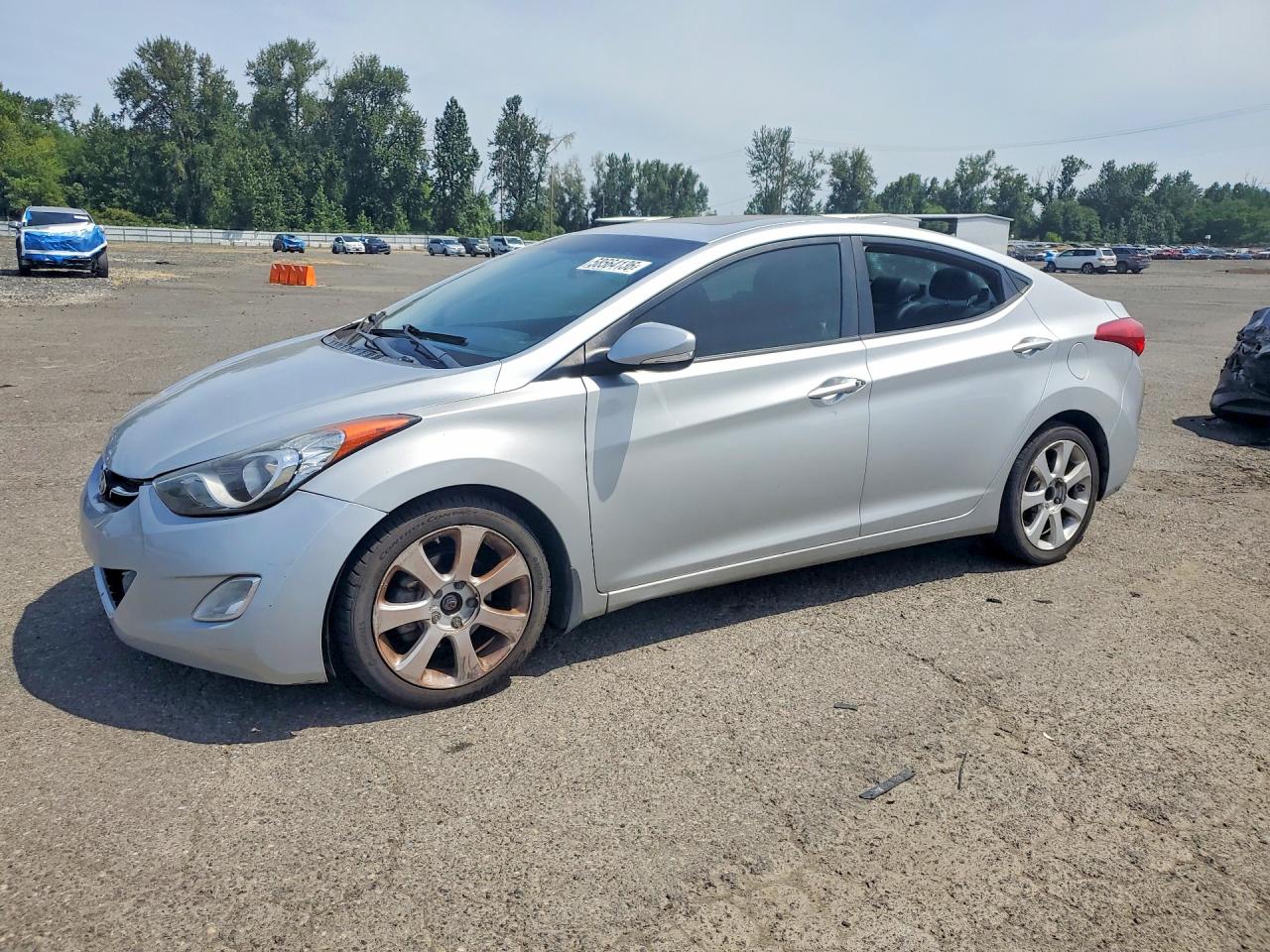 2013 HYUNDAI ELANTRA