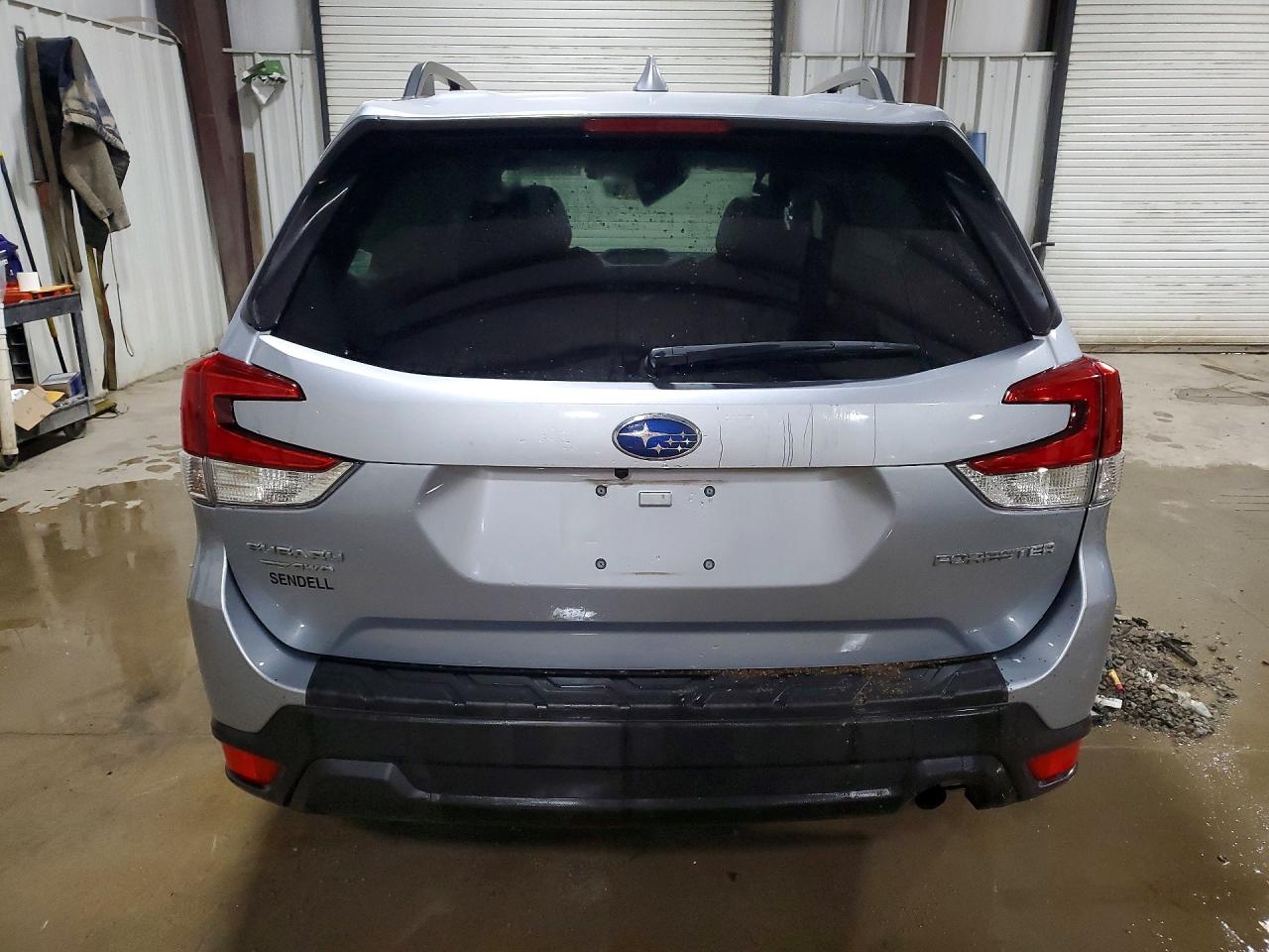 2020 SUBARU FORESTER