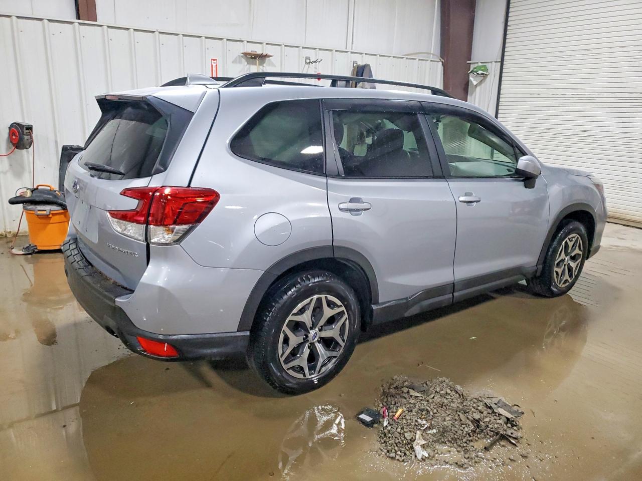 2020 SUBARU FORESTER
