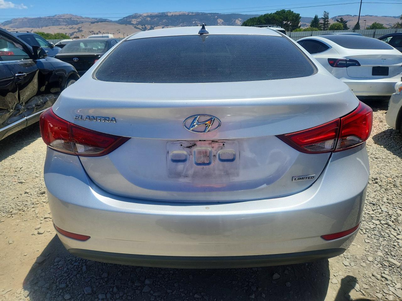 2015 HYUNDAI ELANTRA