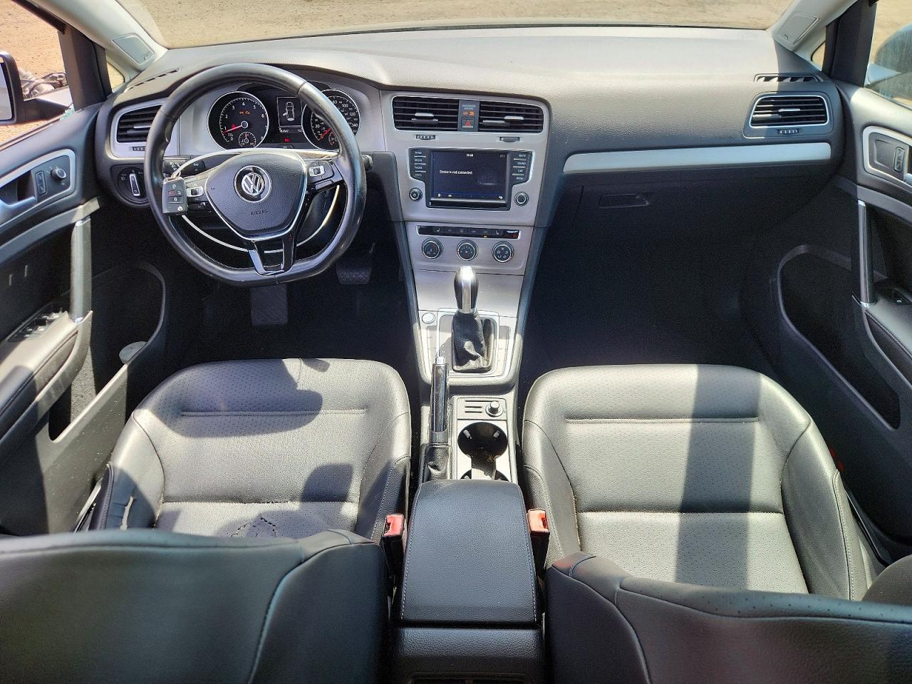 2017 VOLKSWAGEN GOLF