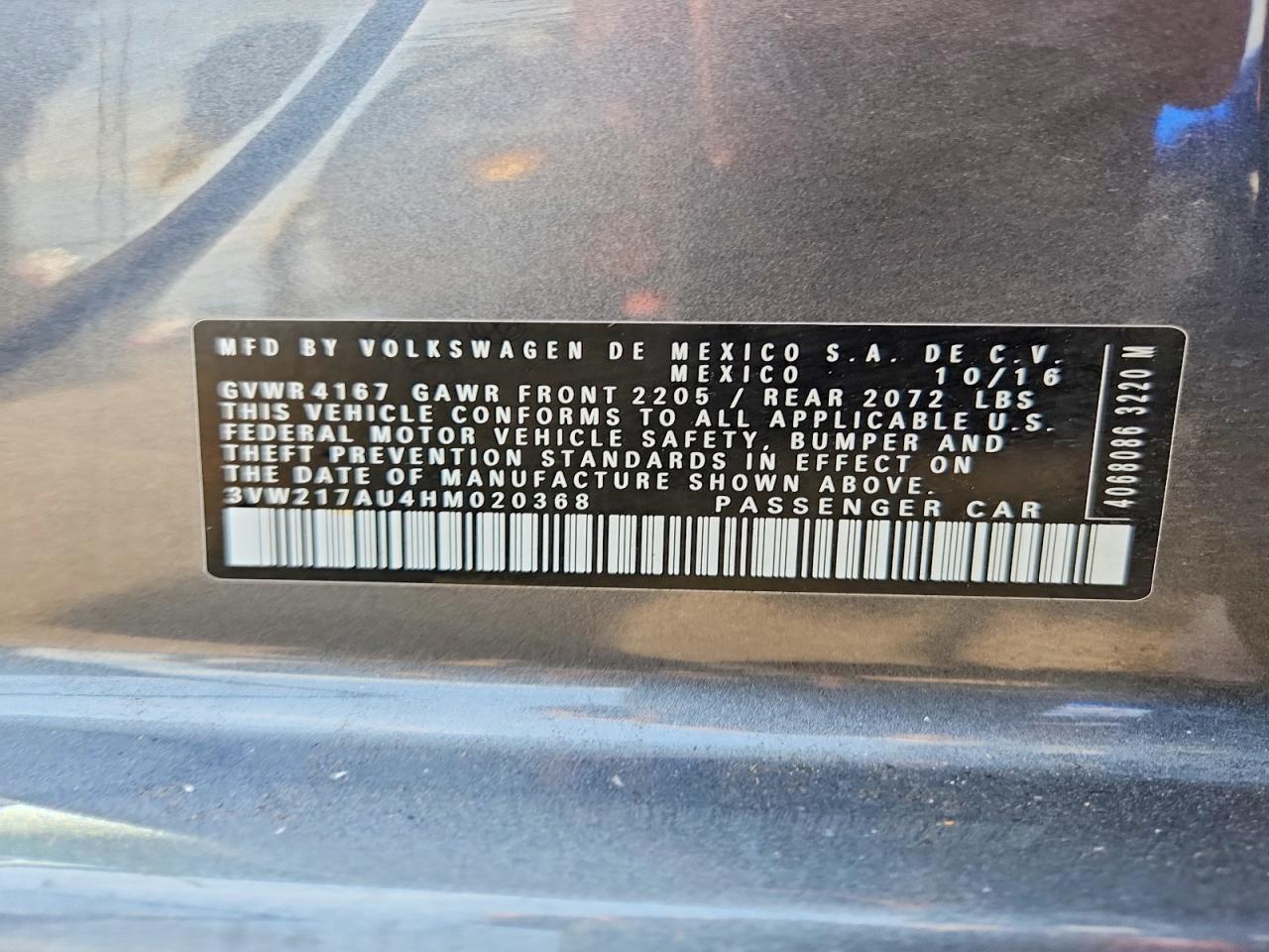 2017 VOLKSWAGEN GOLF
