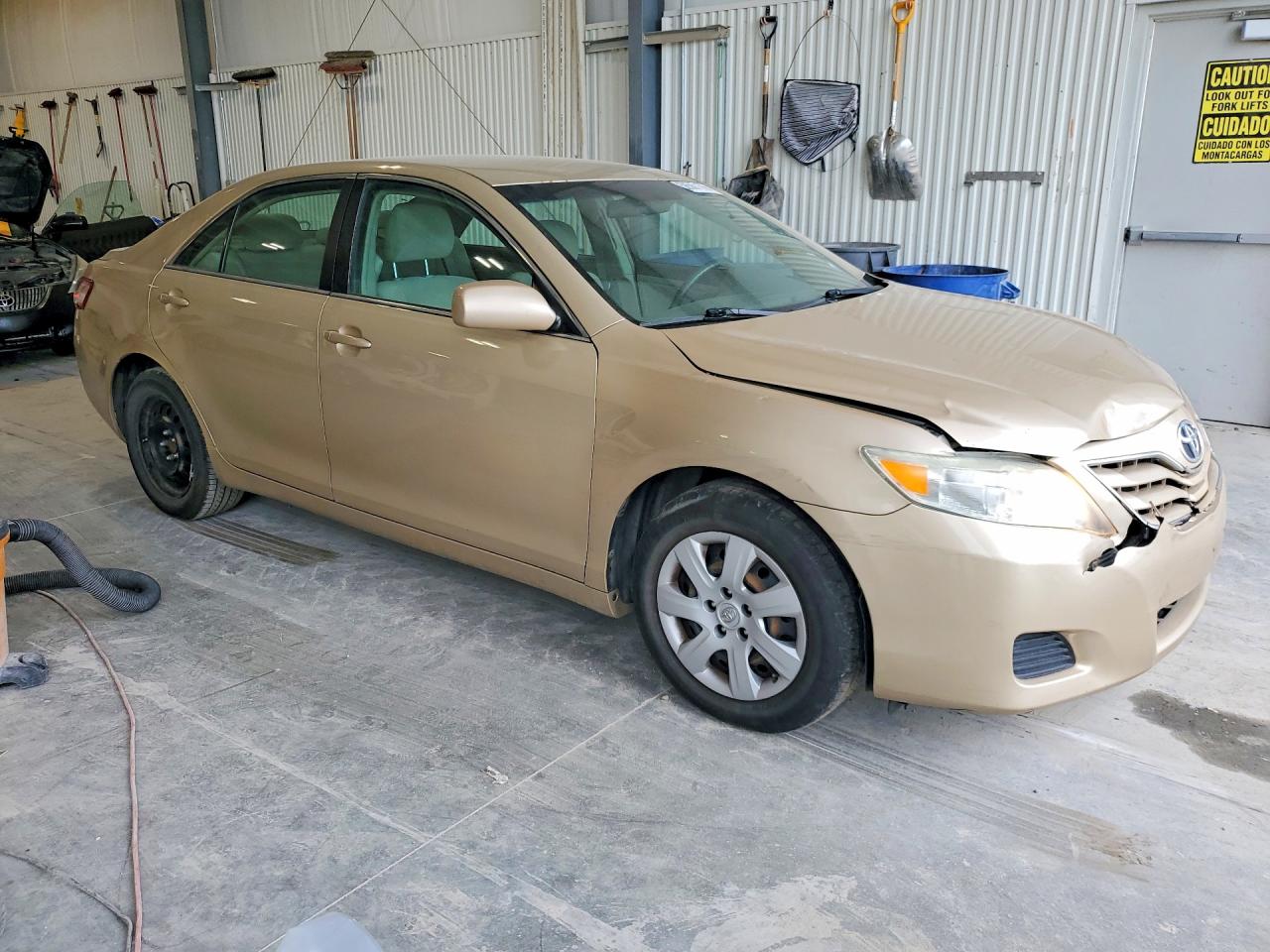 2010 TOYOTA CAMRY