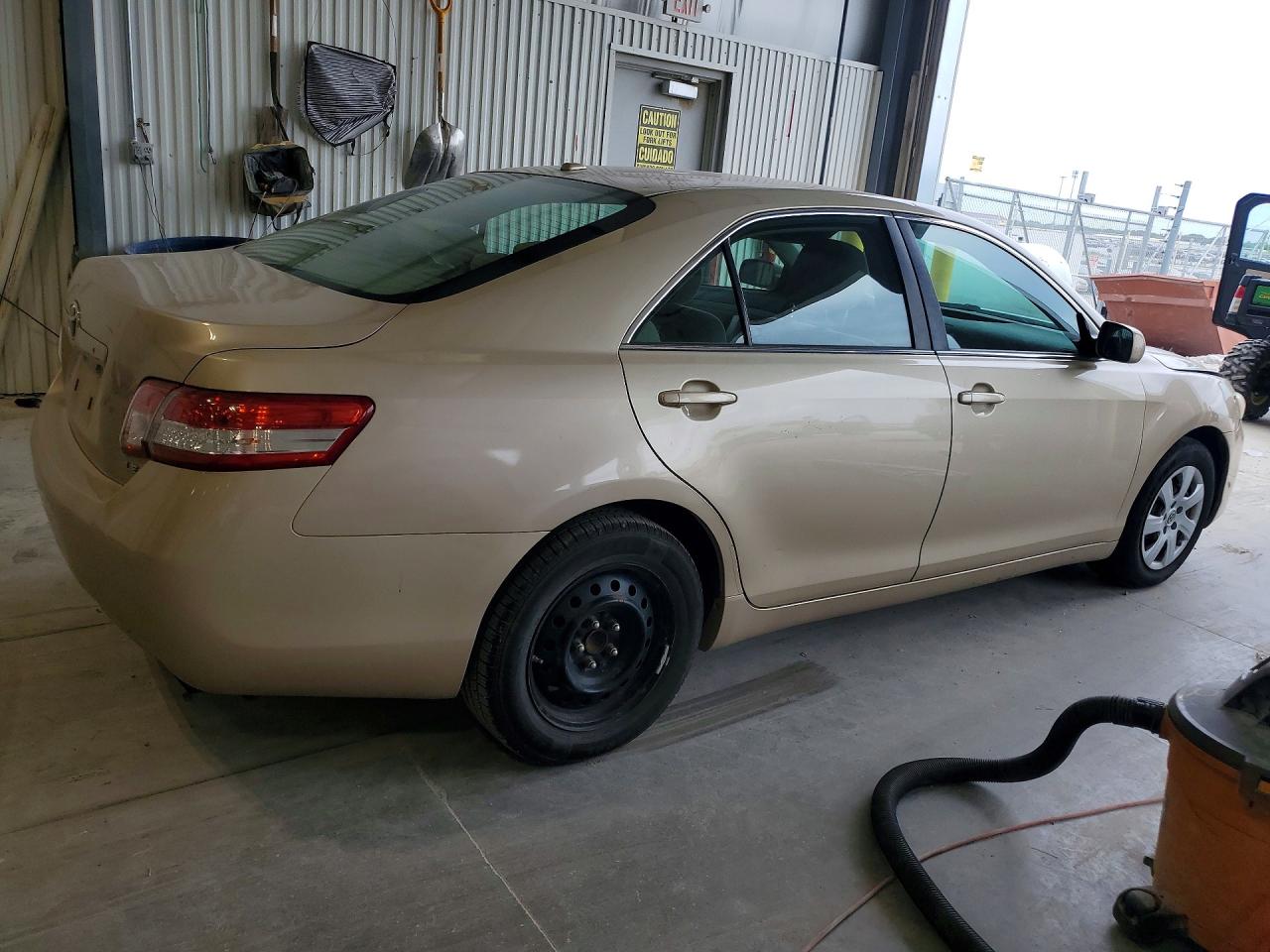 2010 TOYOTA CAMRY