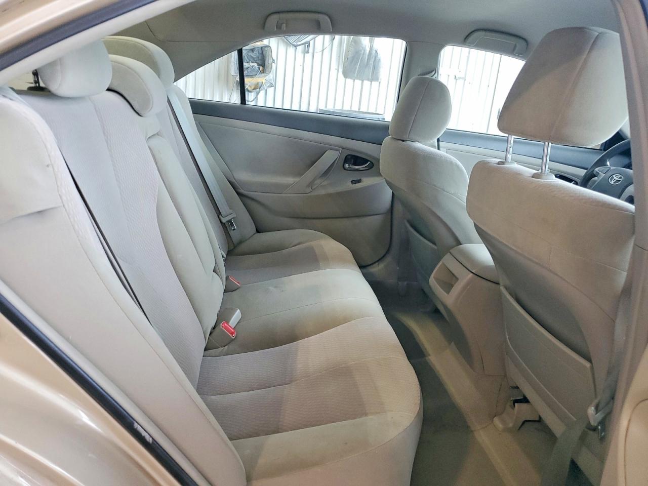 2010 TOYOTA CAMRY
