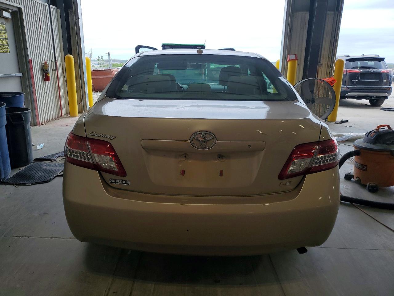 2010 TOYOTA CAMRY