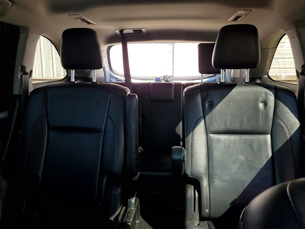2016 TOYOTA HIGHLANDER