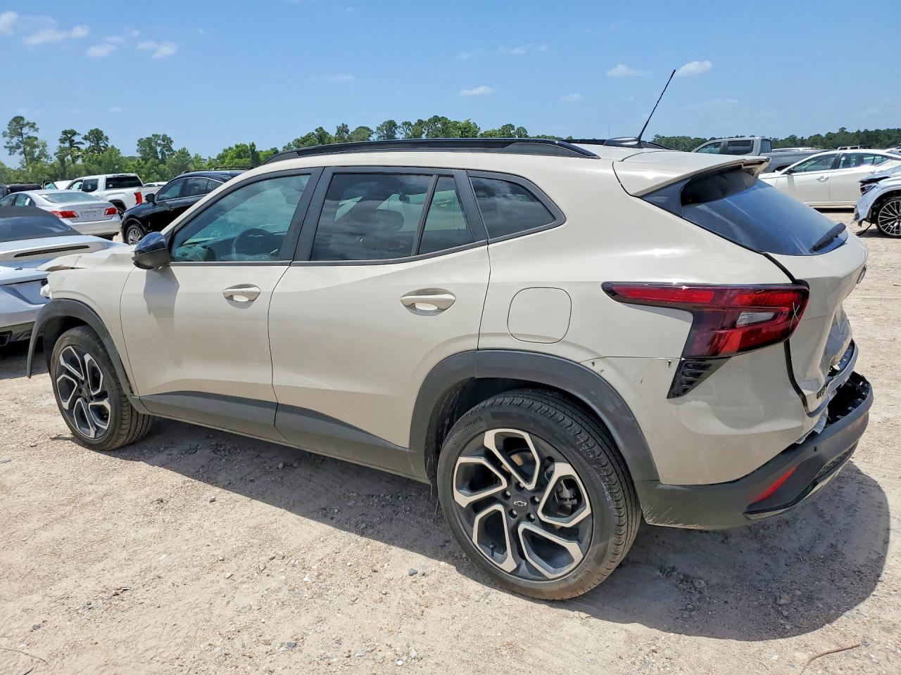 2026 CHEVROLET TRAX