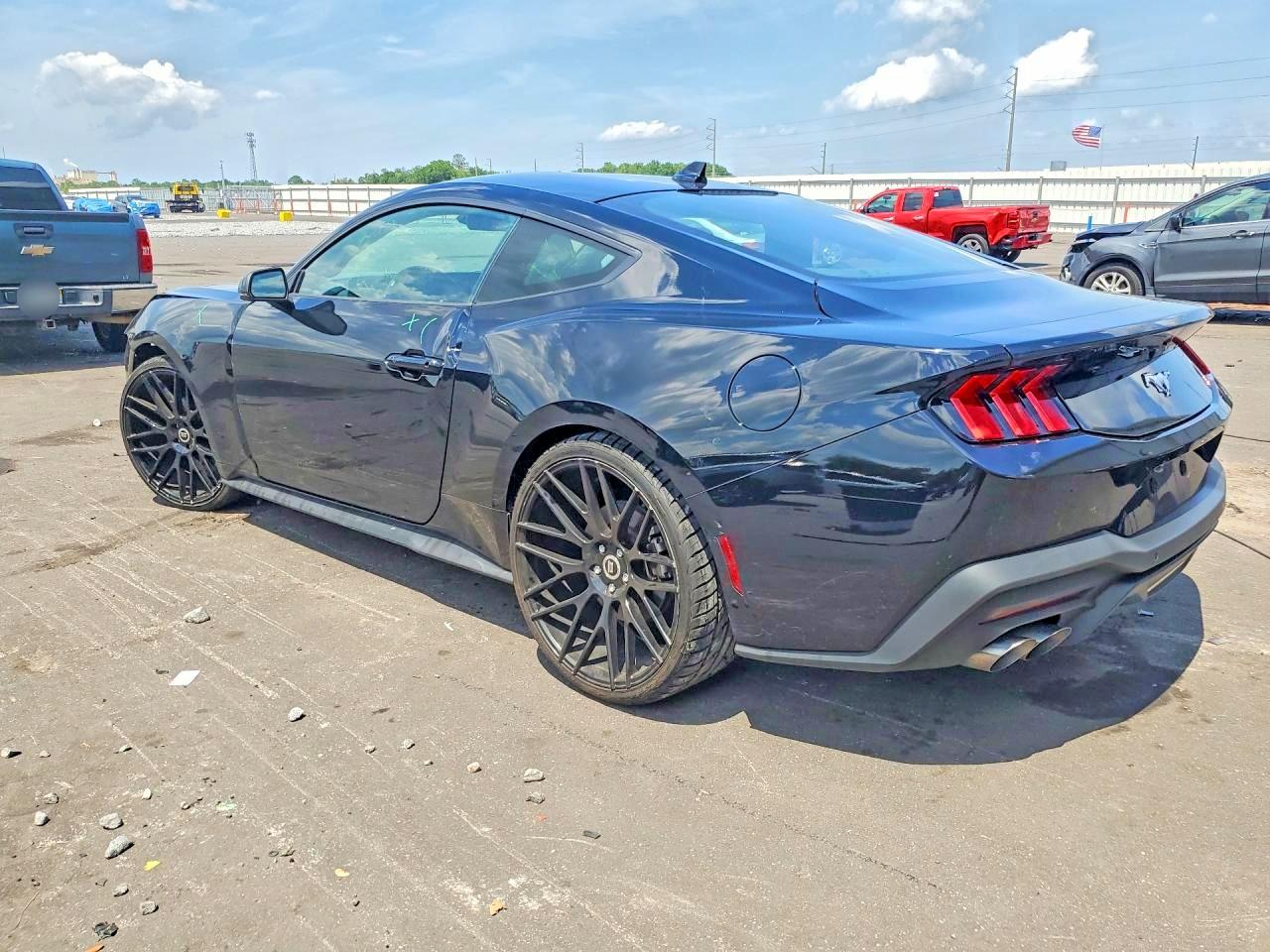 2024 FORD MUSTANG