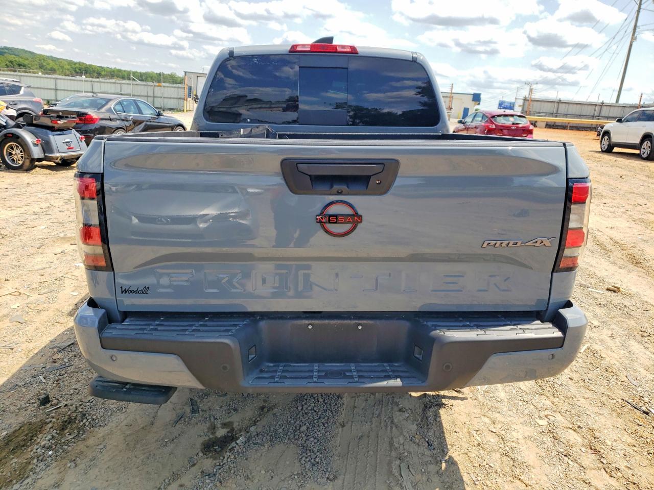 2023 NISSAN FRONTIER
