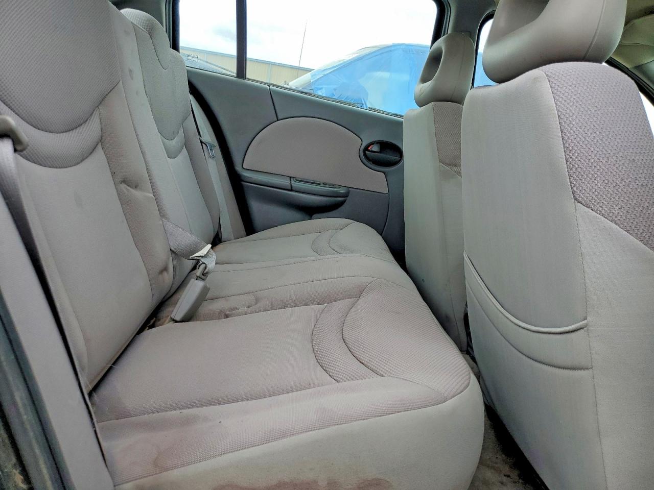 2004 SATURN ION