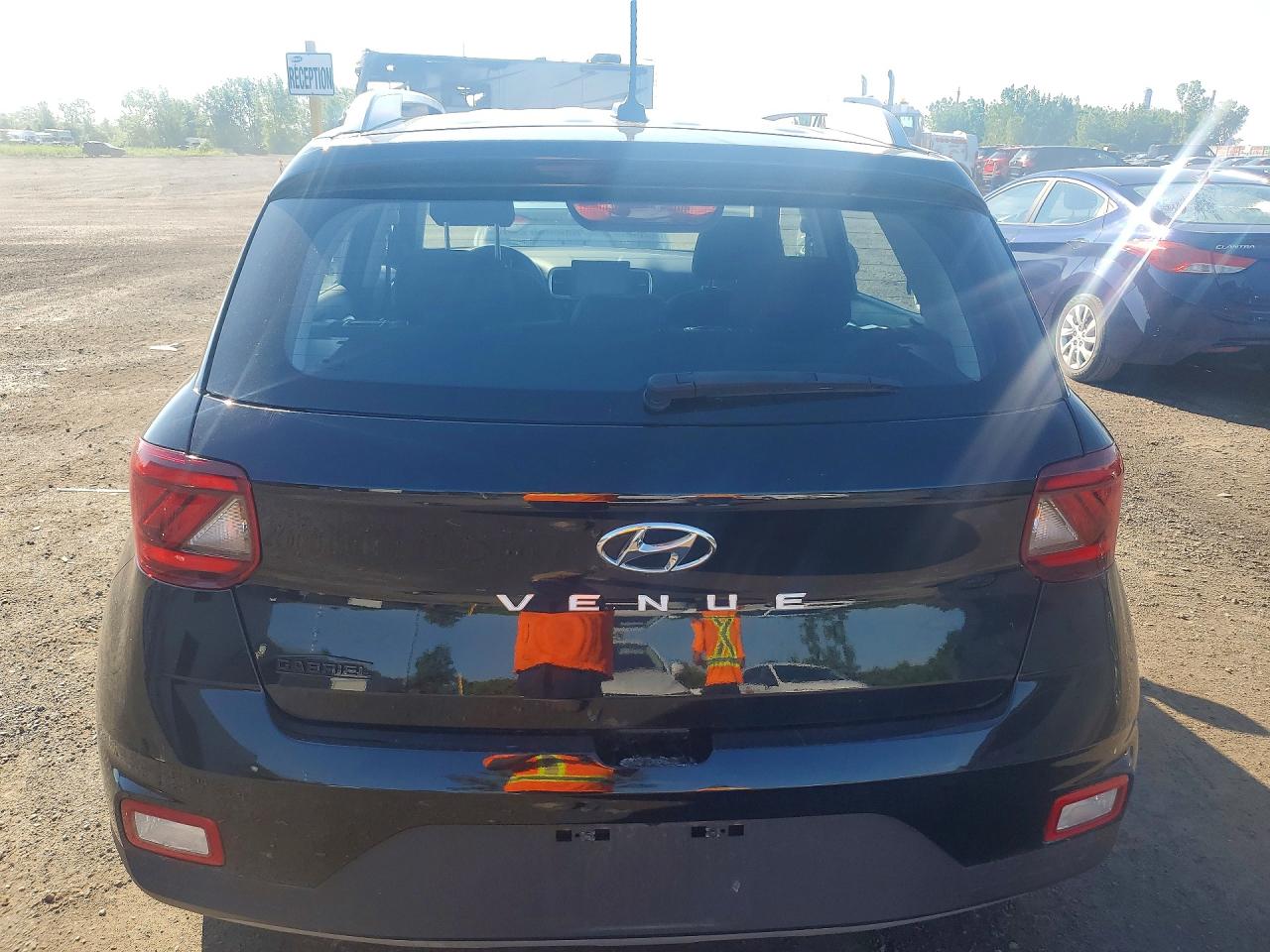 2025 HYUNDAI VENUE