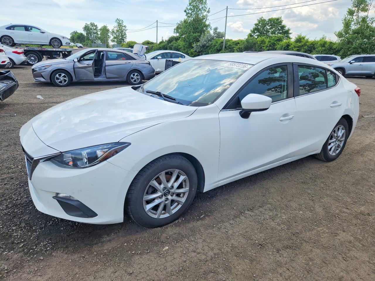 2016 MAZDA 3