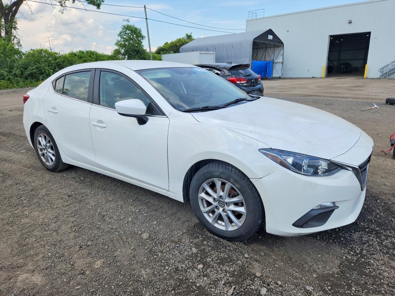 2016 MAZDA 3