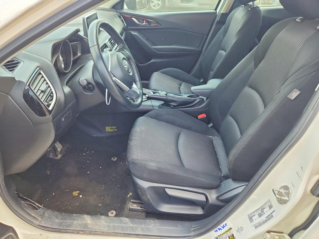 2016 MAZDA 3