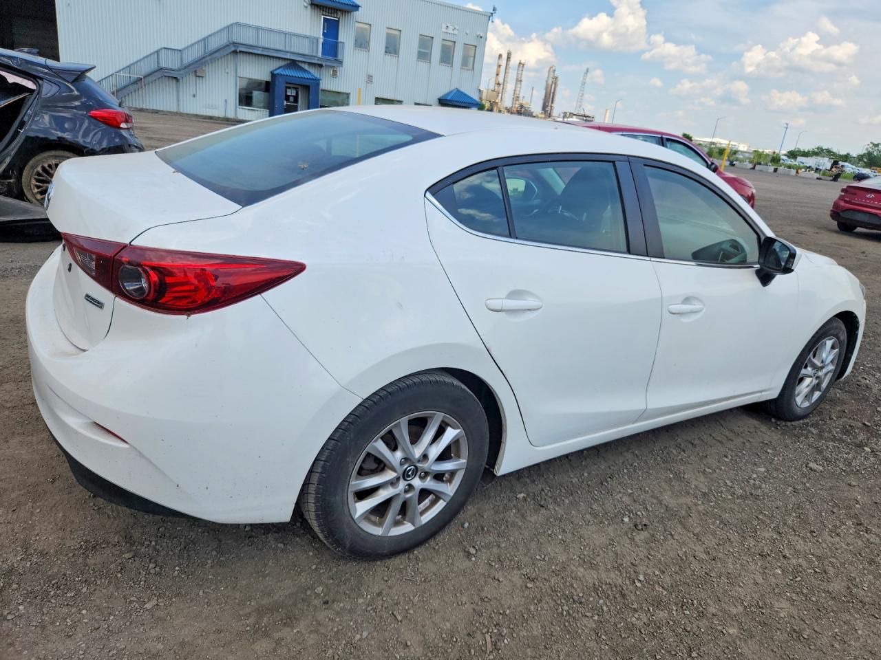 2016 MAZDA 3