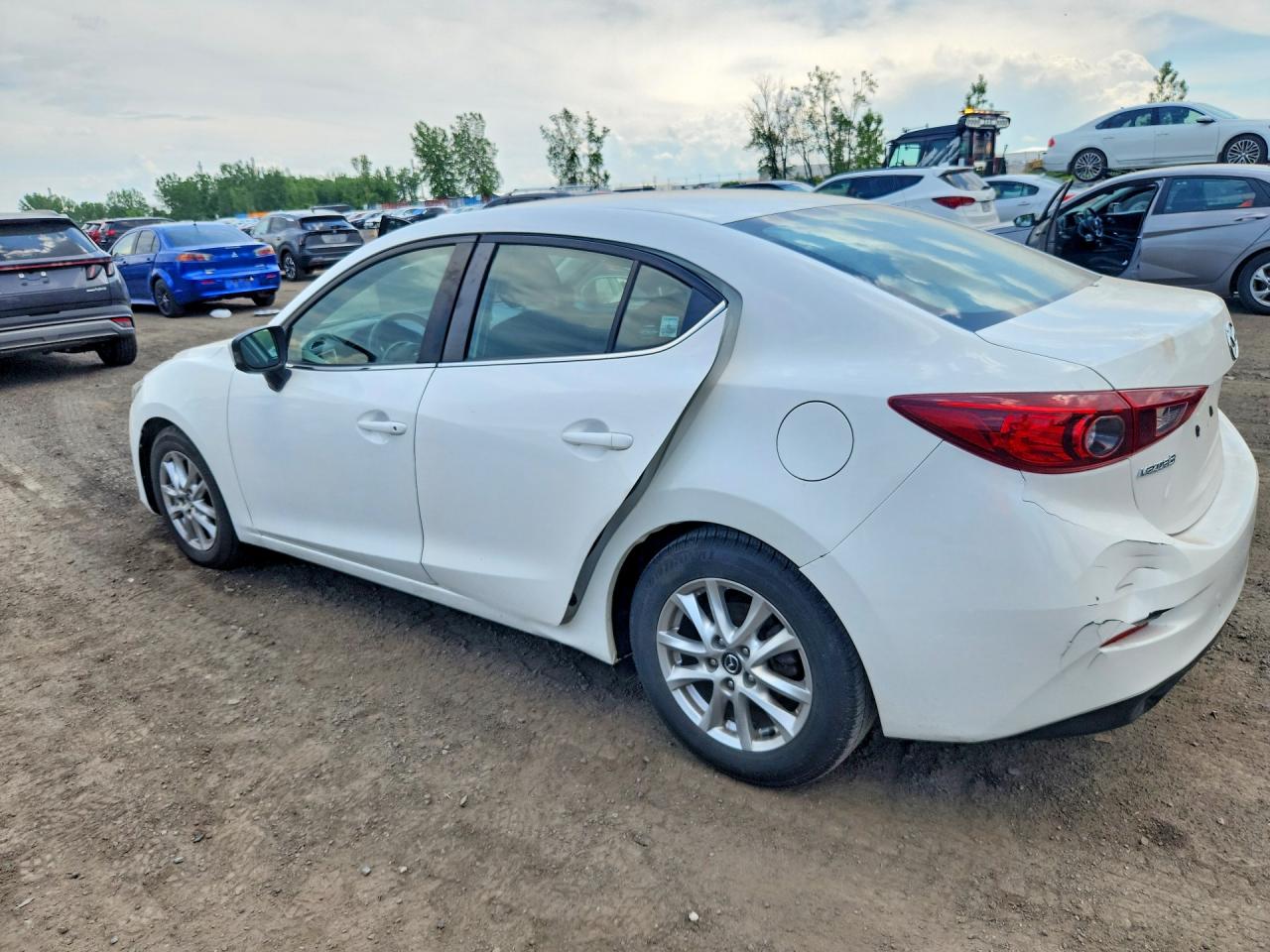 2016 MAZDA 3