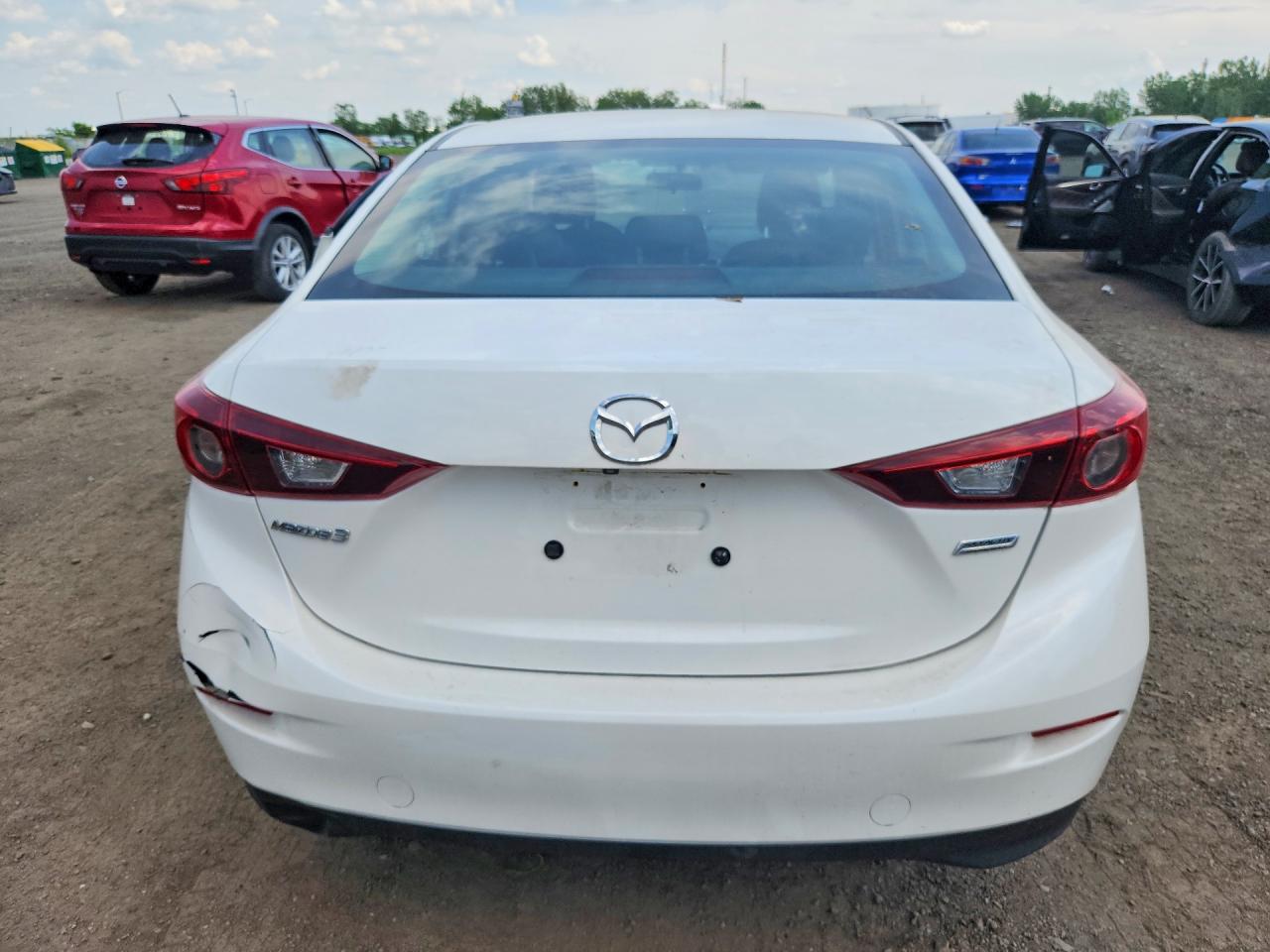 2016 MAZDA 3
