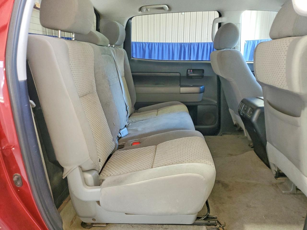 2010 TOYOTA TUNDRA