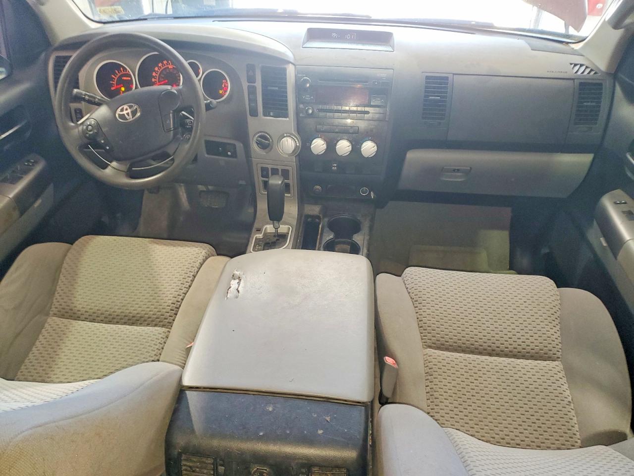 2010 TOYOTA TUNDRA