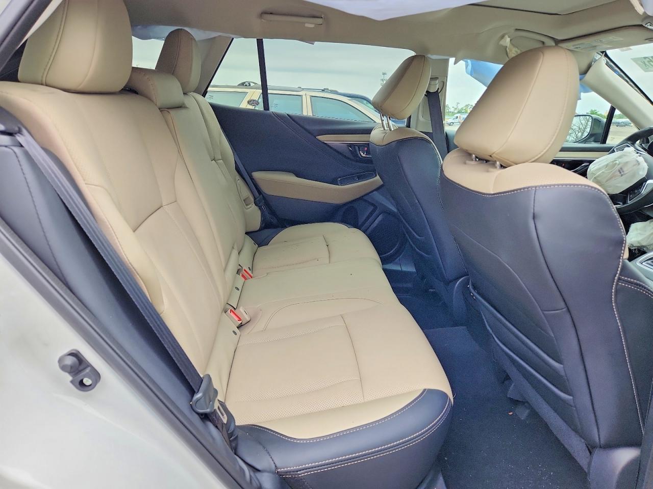 2025 SUBARU OUTBACK