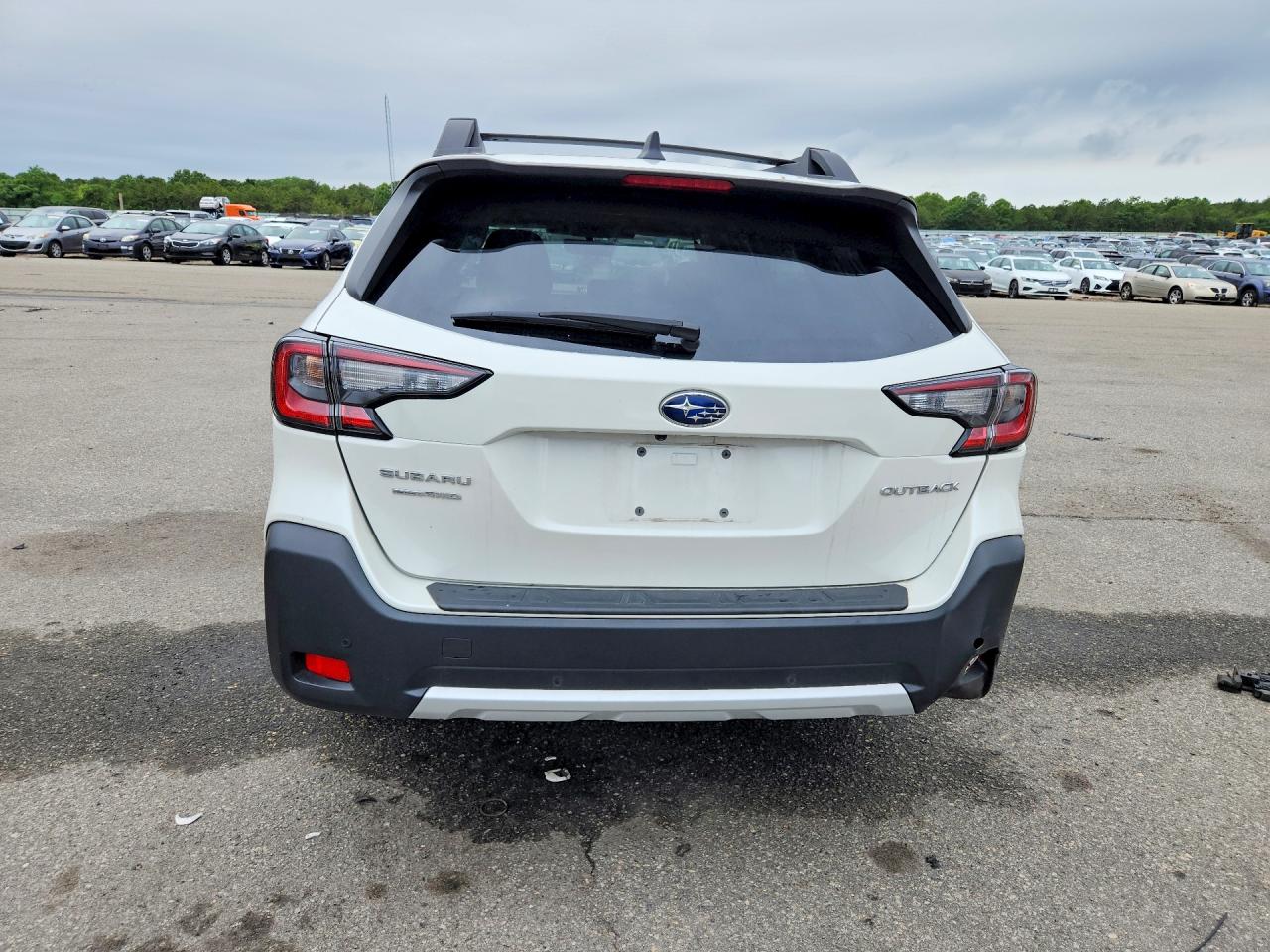 2025 SUBARU OUTBACK