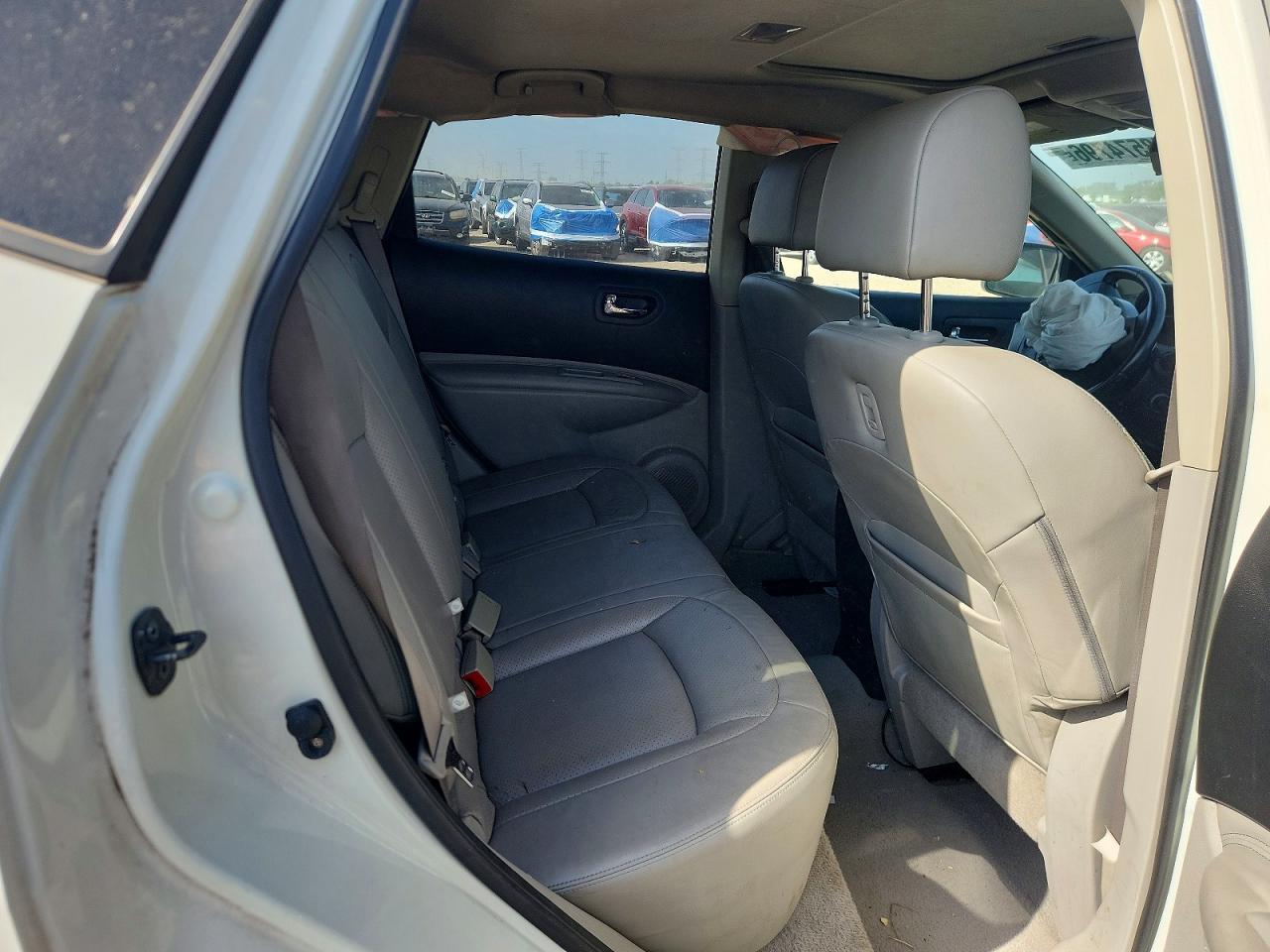 2010 NISSAN ROGUE
