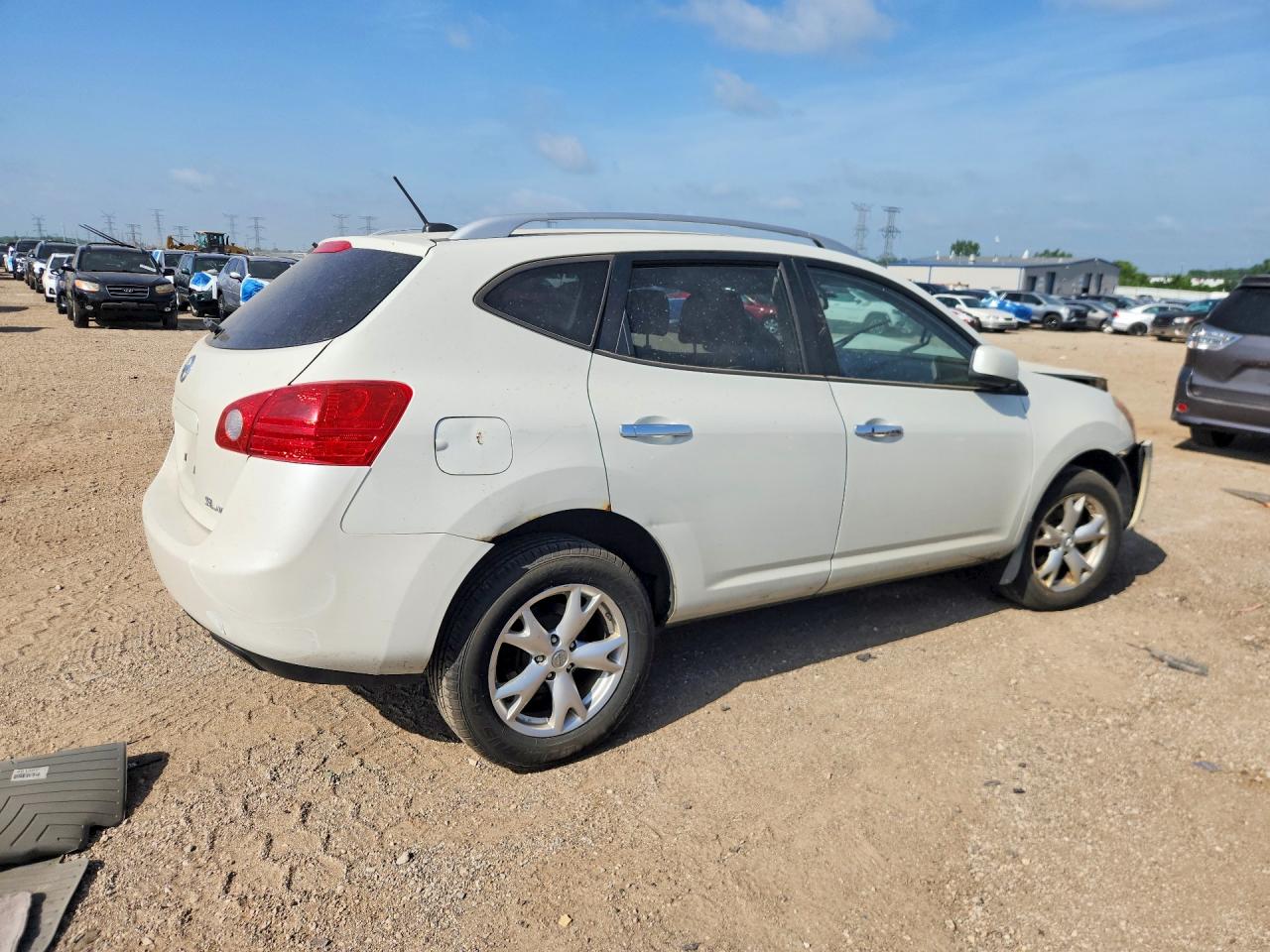 2010 NISSAN ROGUE