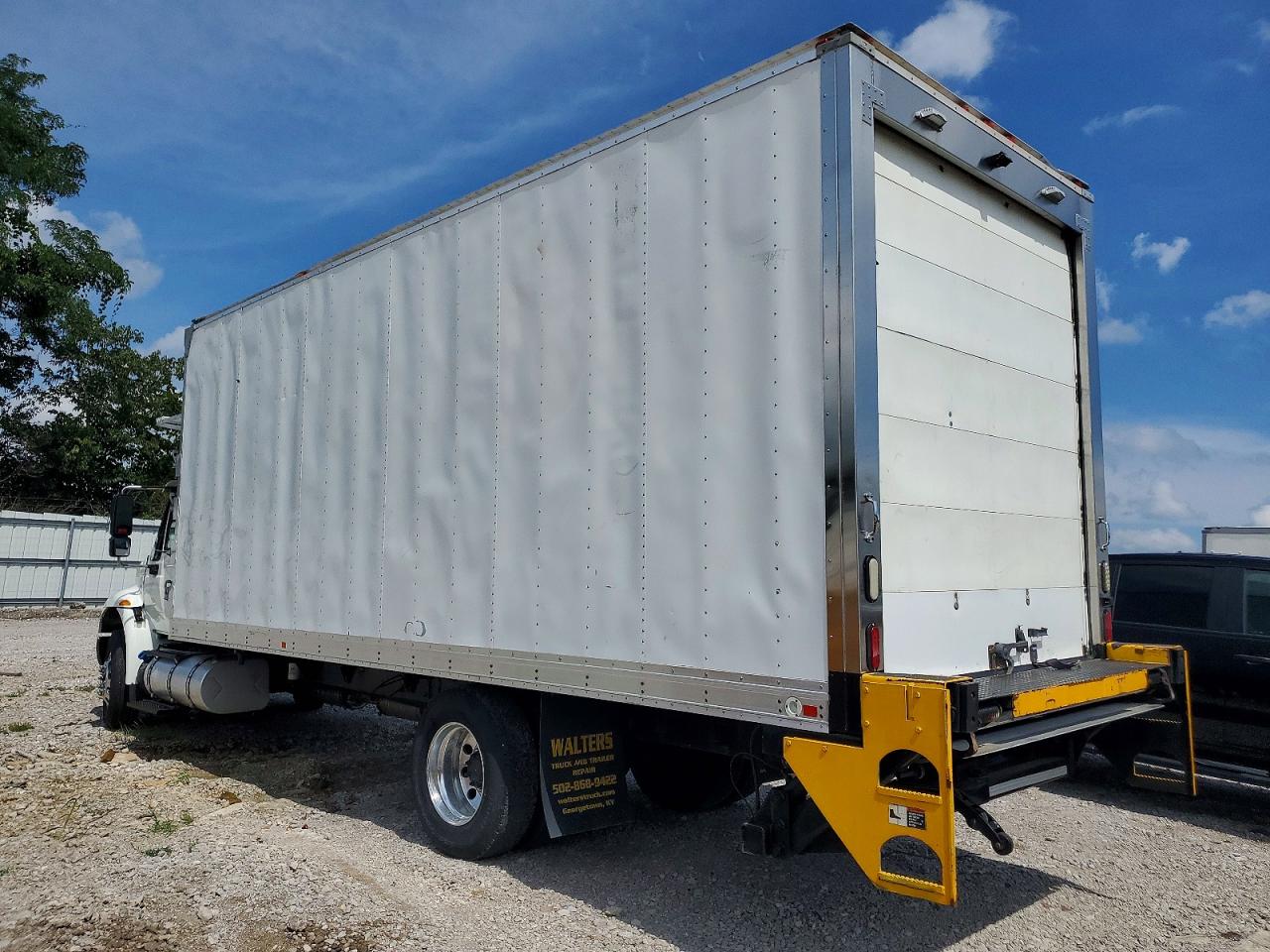 2017 INTERNATIONAL 4000 SERIE