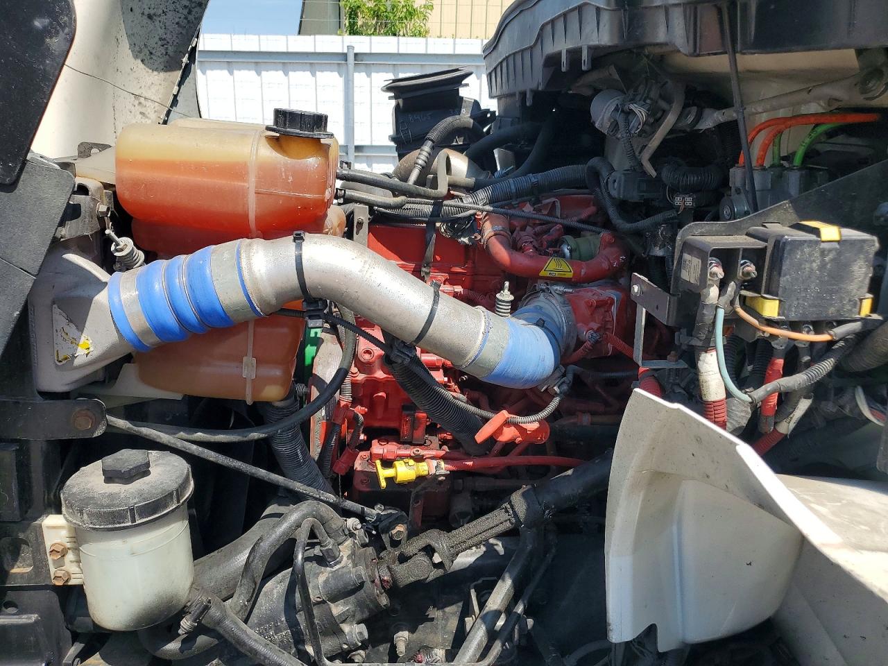 2017 INTERNATIONAL 4000 SERIE