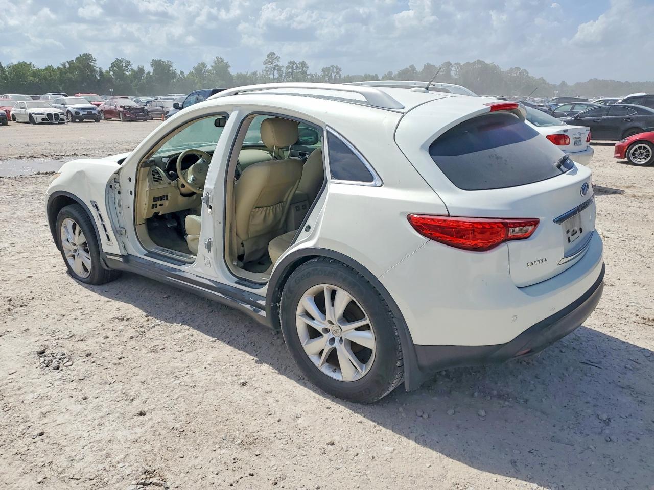 2012 INFINITI FX35
