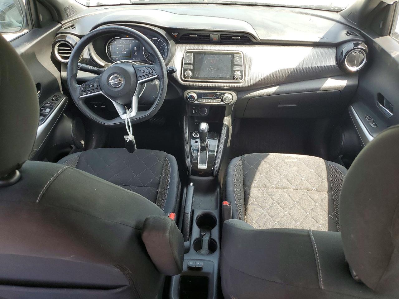 2019 NISSAN KICKS